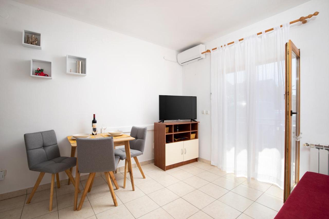 Sunny Apartment Valbandon Fažana Exteriér fotografie