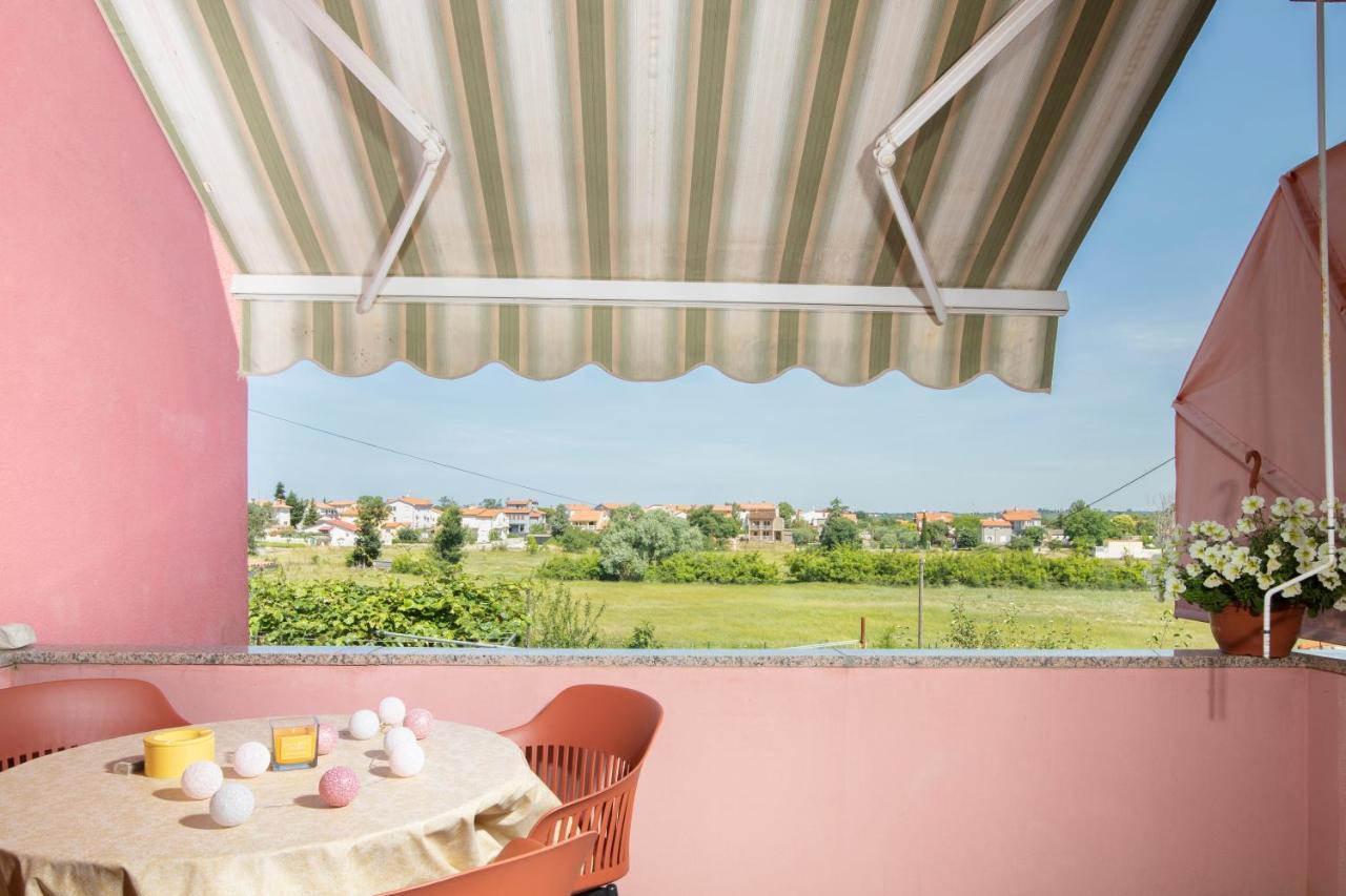 Sunny Apartment Valbandon Fažana Exteriér fotografie